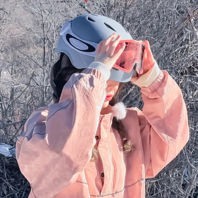 艳女证沉冤