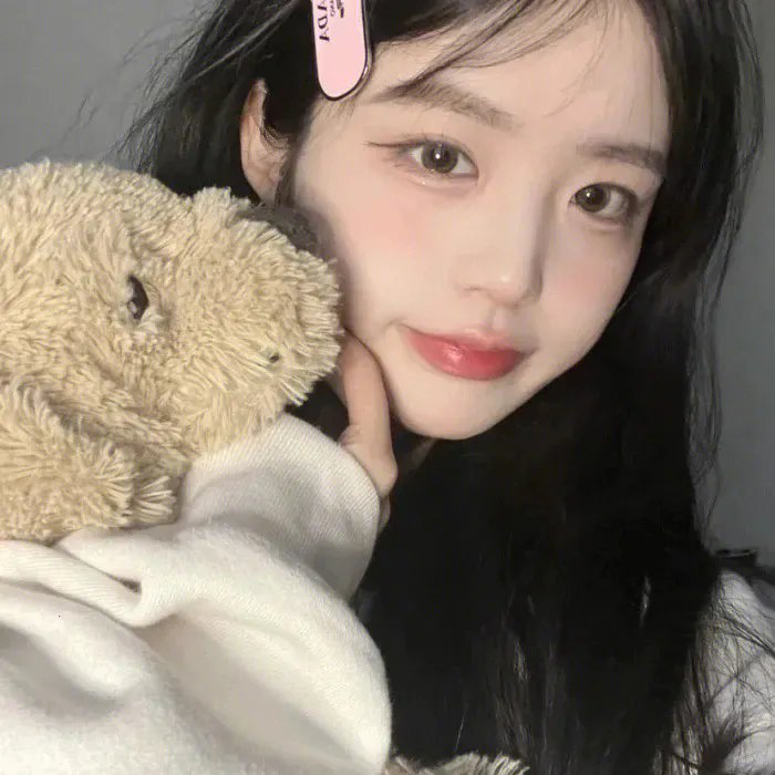 带剑的小孩